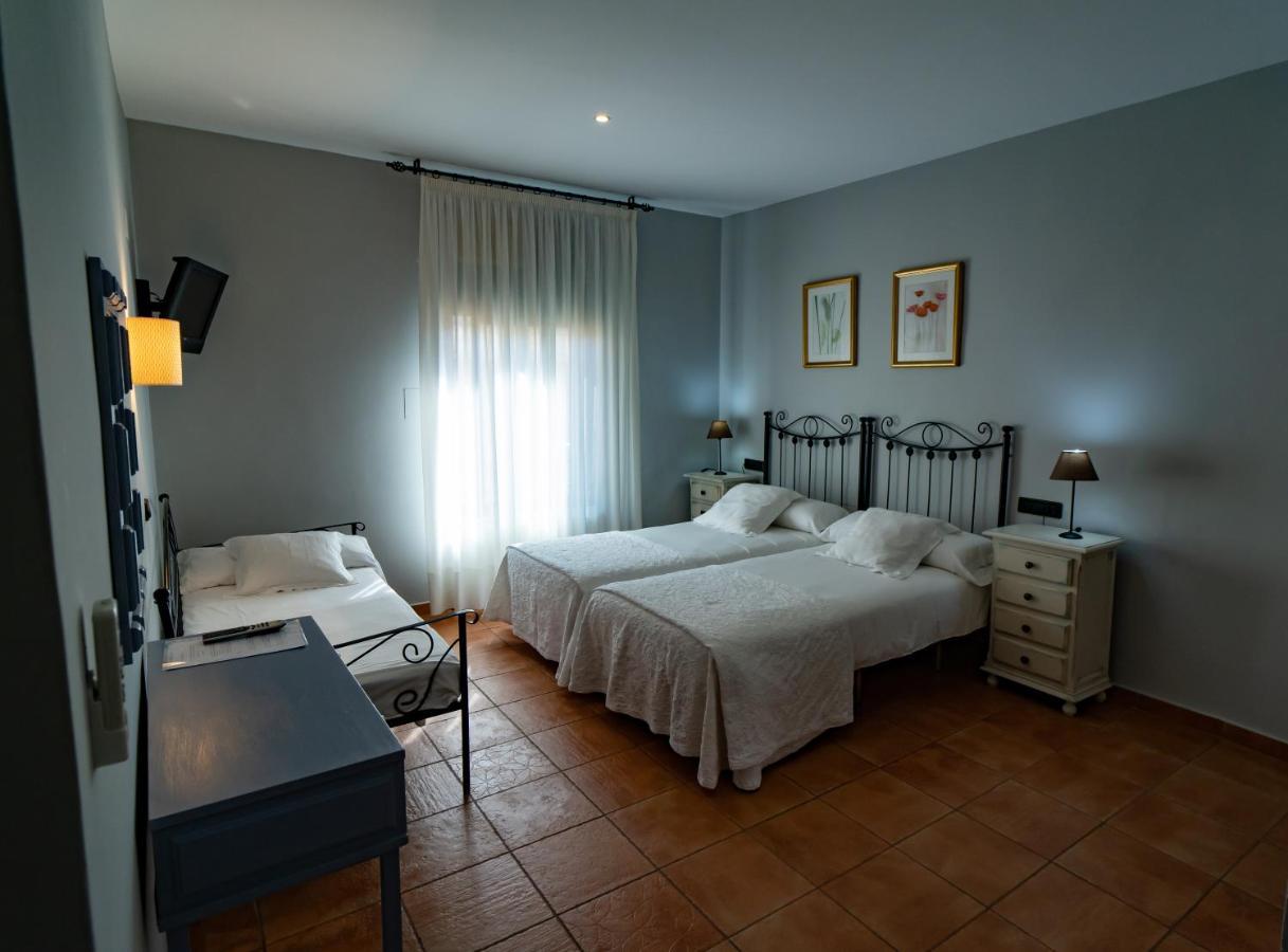 Hotel Alfonso IX (Adults Only) Caceres Bagian luar foto
