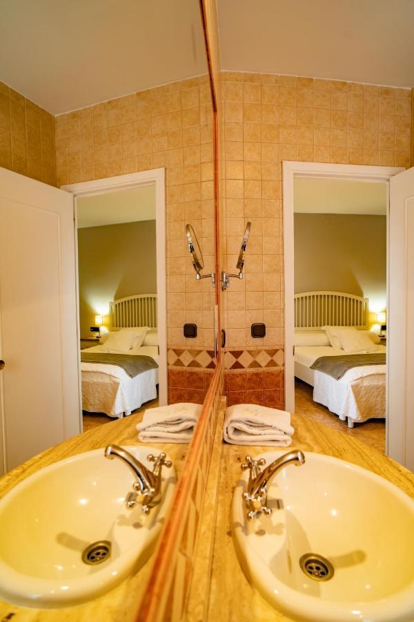 Hotel Alfonso IX (Adults Only) Caceres Bagian luar foto