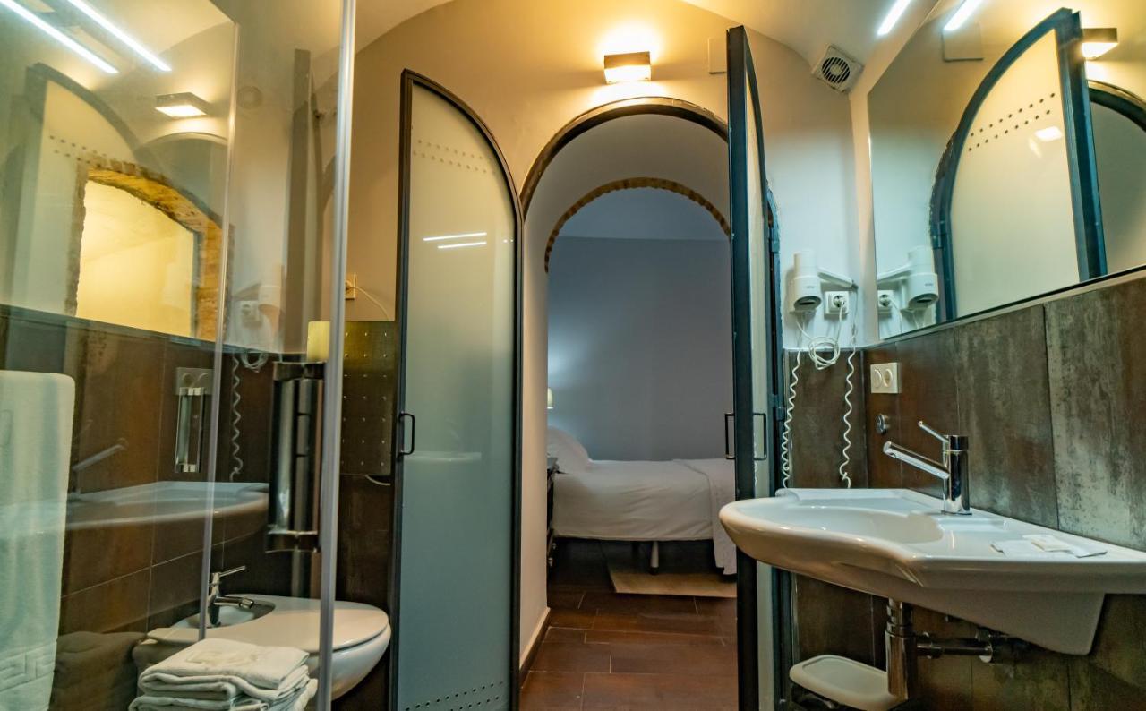Hotel Alfonso IX (Adults Only) Caceres Bagian luar foto