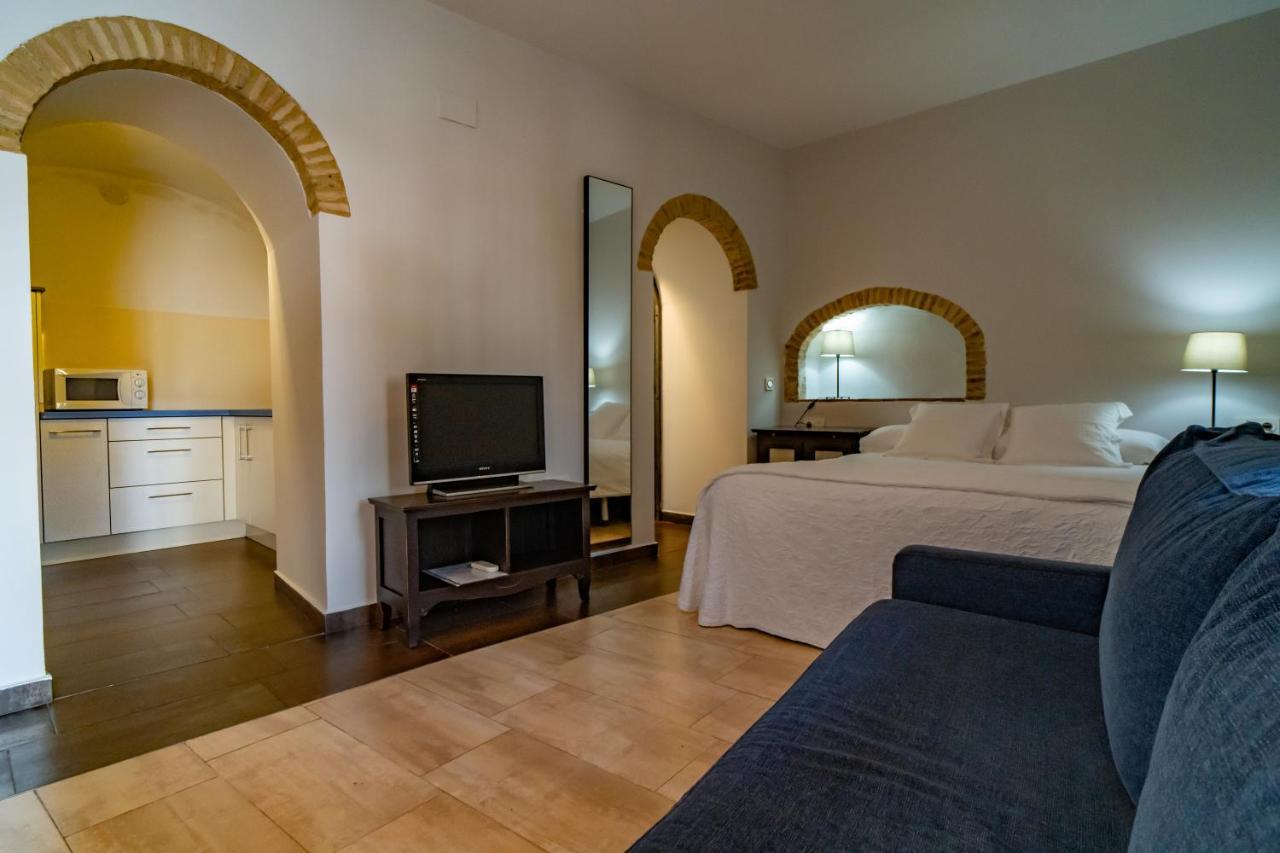 Hotel Alfonso IX (Adults Only) Caceres Bagian luar foto