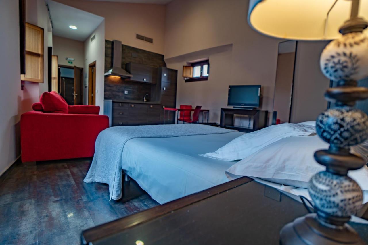 Hotel Alfonso IX (Adults Only) Caceres Bagian luar foto